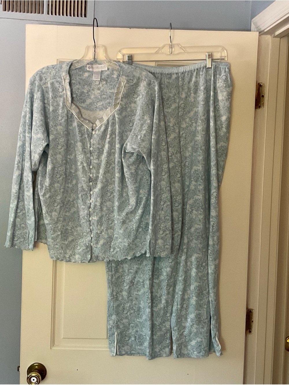 Vintage Eileen West Pajamas Set Large Blue White Floral Sleep Cottagecore Granny
